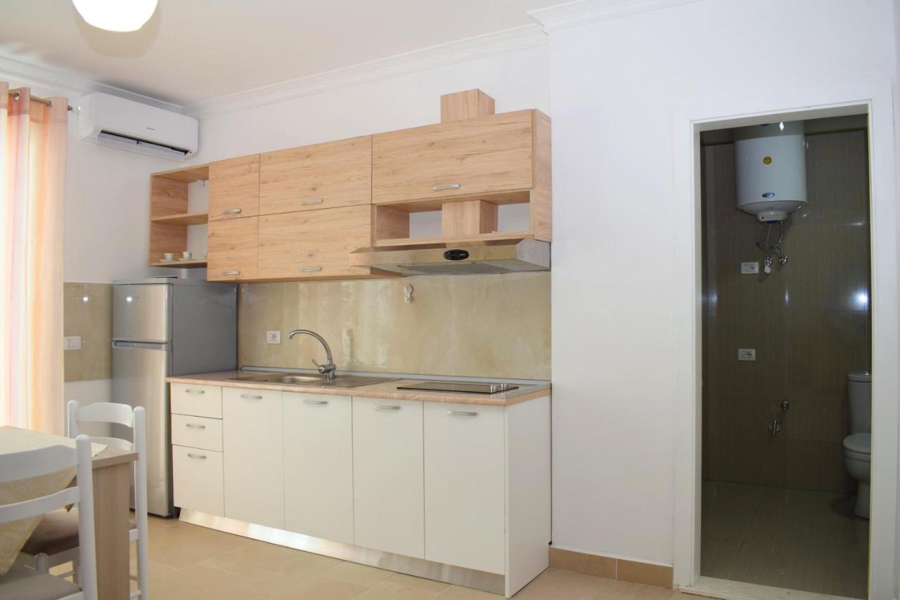 Best Summer Apartment Golem  Bagian luar foto