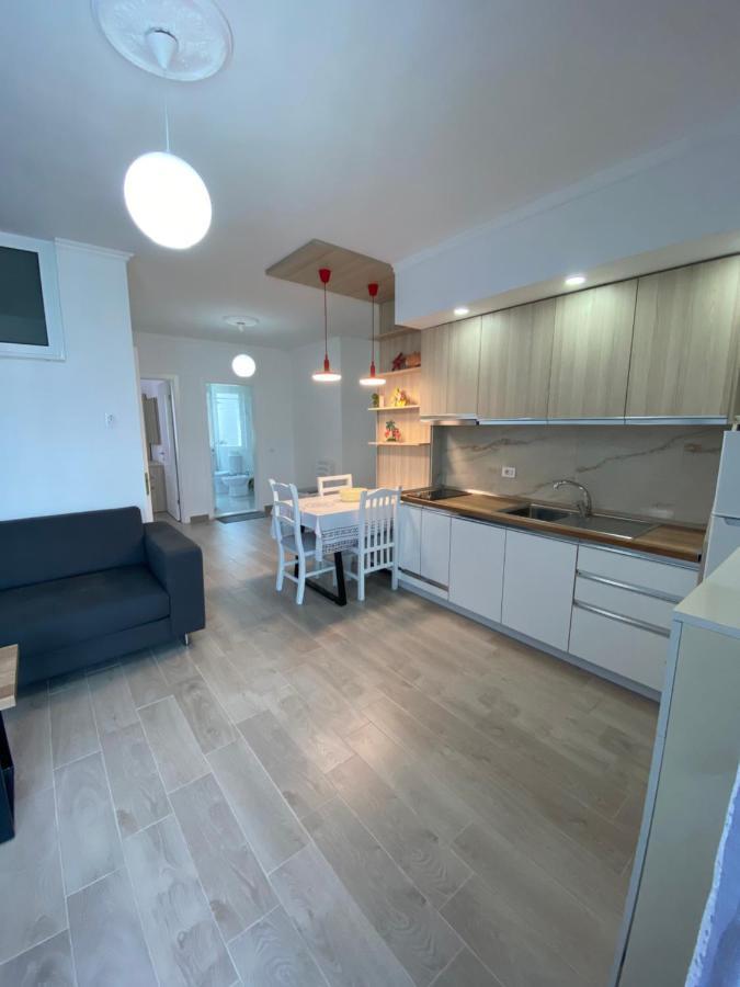 Best Summer Apartment Golem  Bagian luar foto
