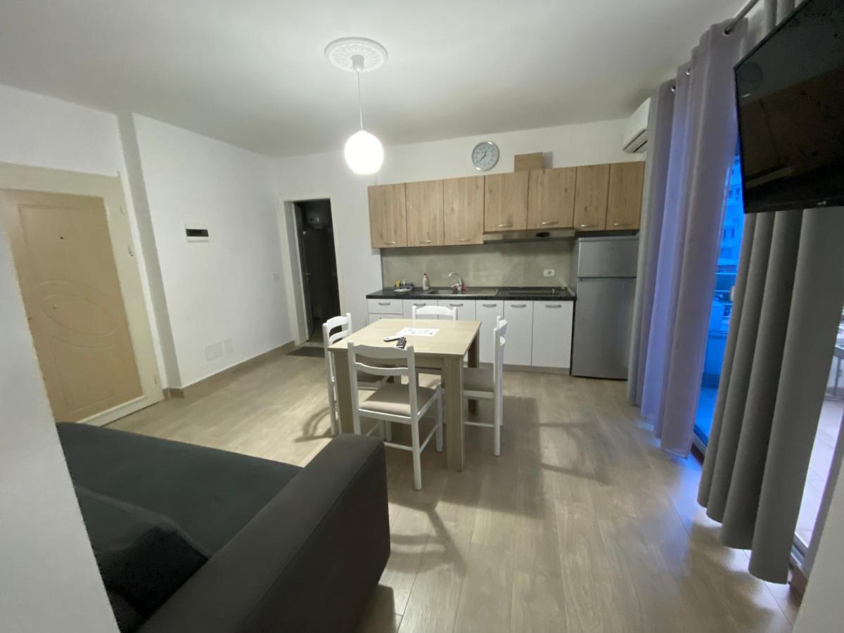 Best Summer Apartment Golem  Bagian luar foto